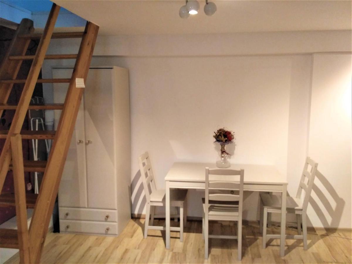 Krakow City Centre Apartment - Bon Turystyczny Bagian luar foto